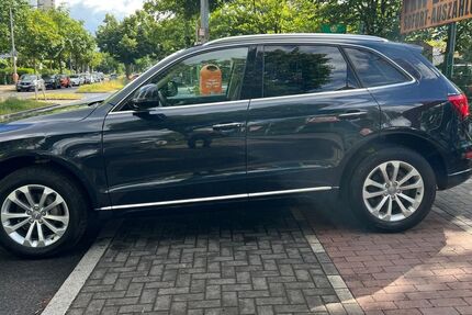 Audi Q5 103.000 km 15.990 &euro; Berlin 12353