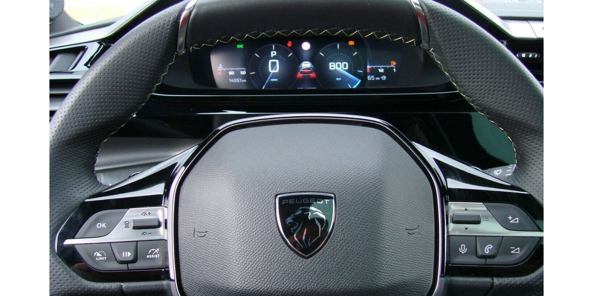 Peugeot 308 1.5 BlueHDi GT Premium ACC LED AHK Pano Focal 14.551 km 28.980 &euro; Falkensee 14612