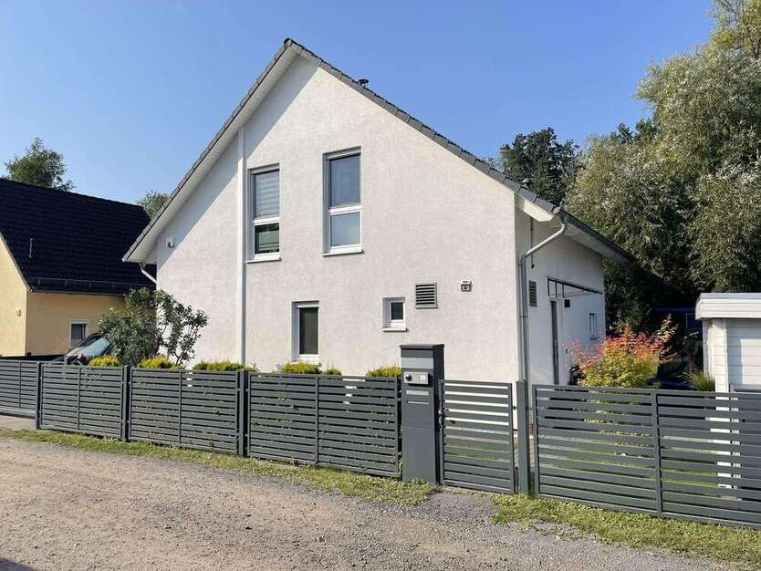 Haus zum Kaufen in Berlin 649.000 € 111 m²
