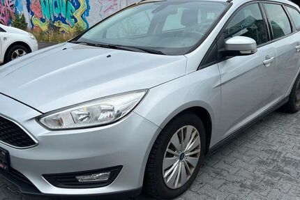 Ford Focus 280.000 km 3.800 &euro; Berlin 12057