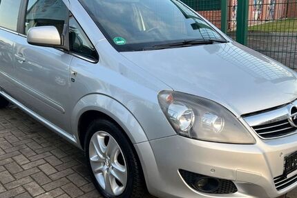 Opel Zafira 127.000 km 5.390 &euro; Berlin Weißensee-Pankow 13086
