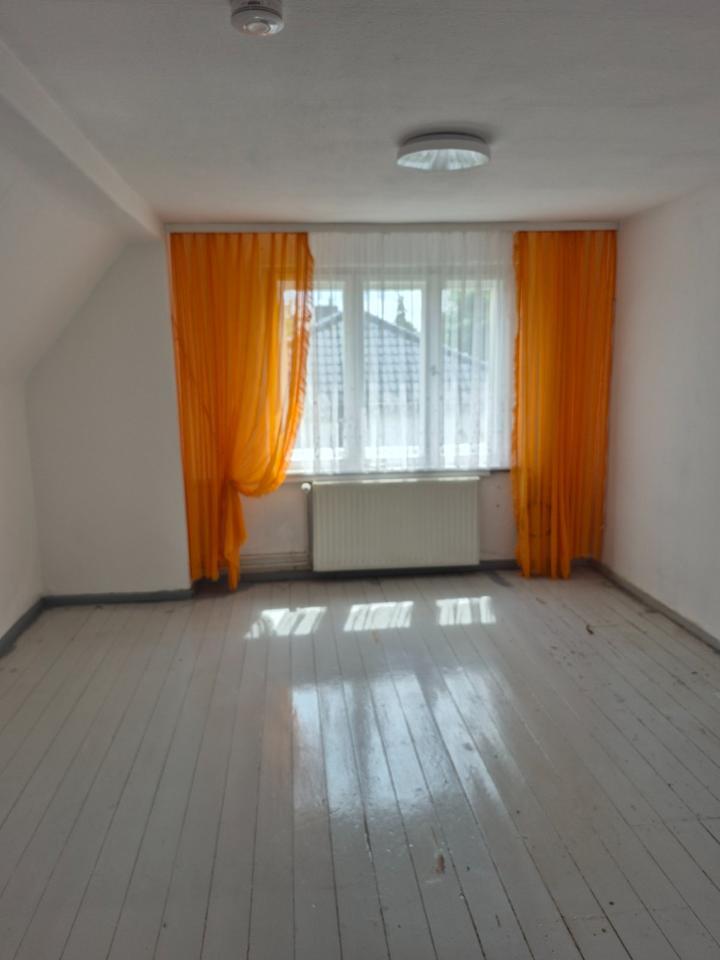 provisionsfreies, preiswertes, 4,5 Zimmer-Einfamilienhaus in Orb