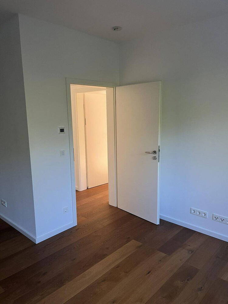 Provisionsfrei - Top modernisierte Wohnung, Garage, Terasse, Garten, Hausautomatisierung, 128m²