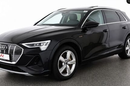 Audi e-tron 48.320 km 37.880 &euro; Berlin 12103