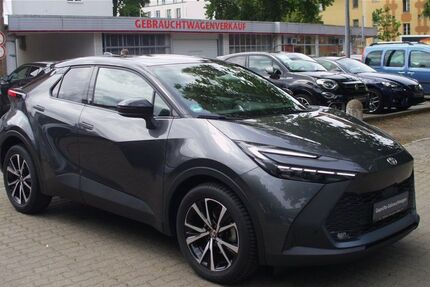 Toyota C-HR 19.139 km 31.250 € Berlin 13403