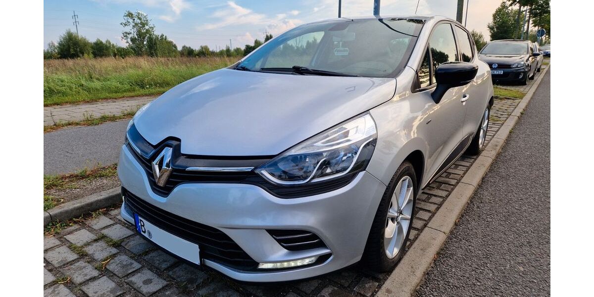 Renault Clio 58.500 km 9.300 &euro; Berlin 12049