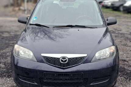 Mazda 2 198.000 km 1.200 &euro; Berlin 12459