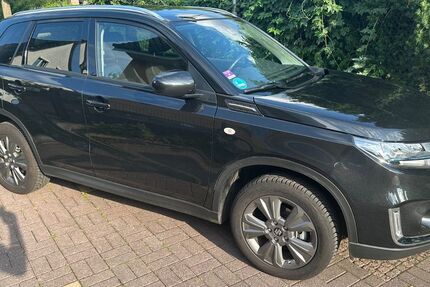 Suzuki Vitara 8.800 km 20.999 € Berlin 12247