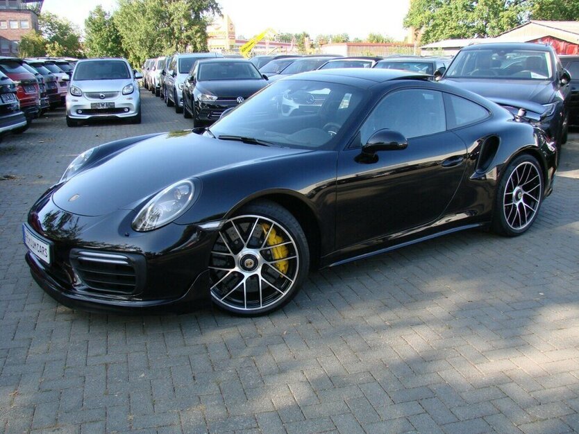 911 Turbo S Coupé Aero-Kit Burmester ACC Lift
