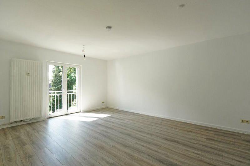 Etagenwohnung Falkensee - 3 Zimmer, 74 m&sup2;, 1.172&euro; | Angebot:24842169