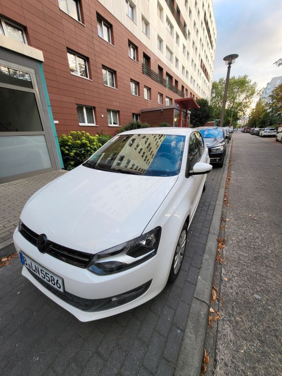 VW Polo 110.500 km 5.200 € Berlin 10179