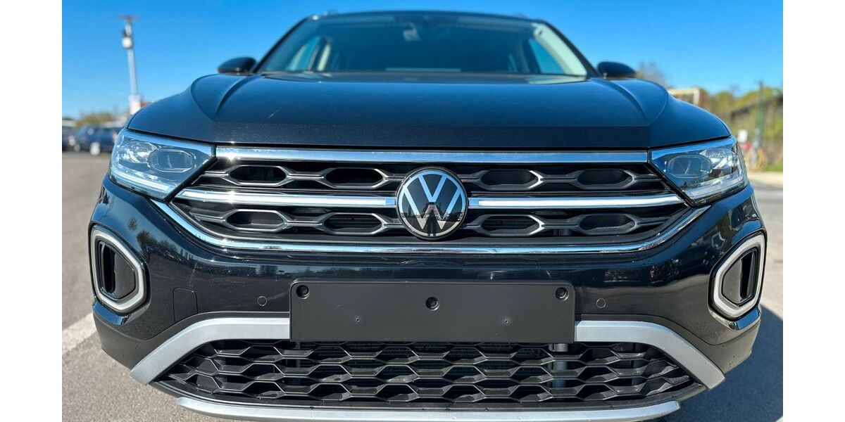 VW T-Roc 11.000 km 26.699 &euro; Blankenfelde-Mahlow 15831