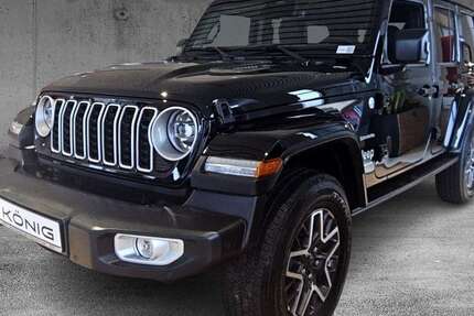 Jeep Wrangler 2.100 km 61.478 € Berlin 13599