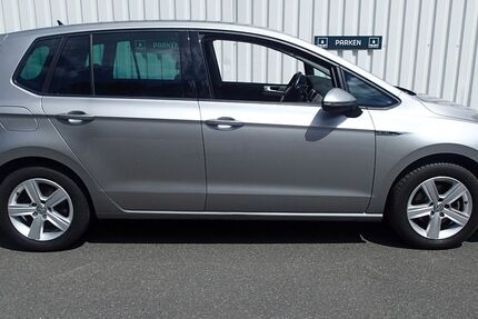 VW Golf Sportsvan 117.000 km 12.750 € Neuenhagen bei Berlin 15366