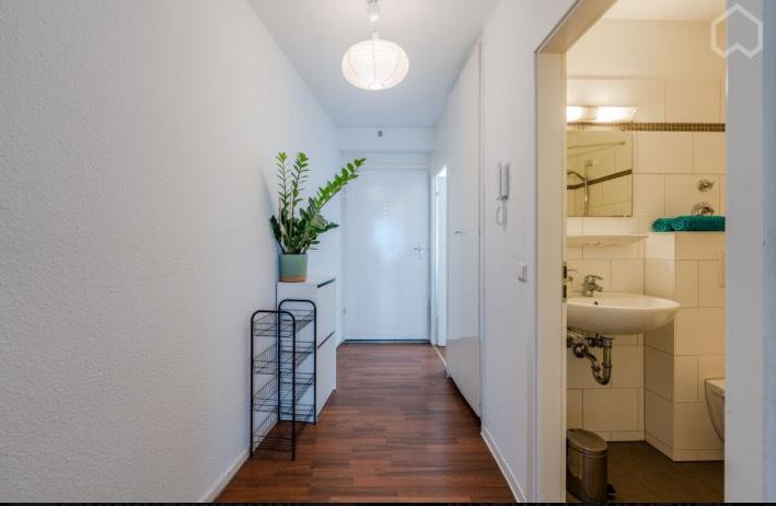 Etagenwohnung Berlin Charlottenburg-Wilmersdorf - 1 Zimmer, 52 m&sup2;, 1.340&euro; | Angebot:26455326