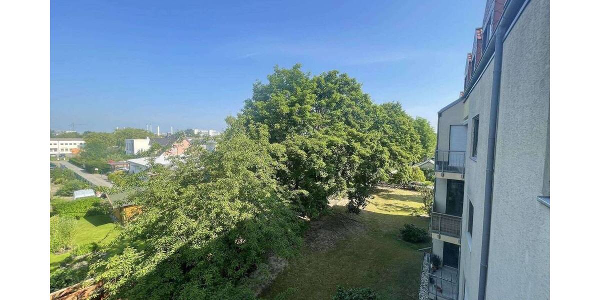 Wohnen im Grünen von Altglienicke - mit eigenem Garagenstellplatz 1 zimmer