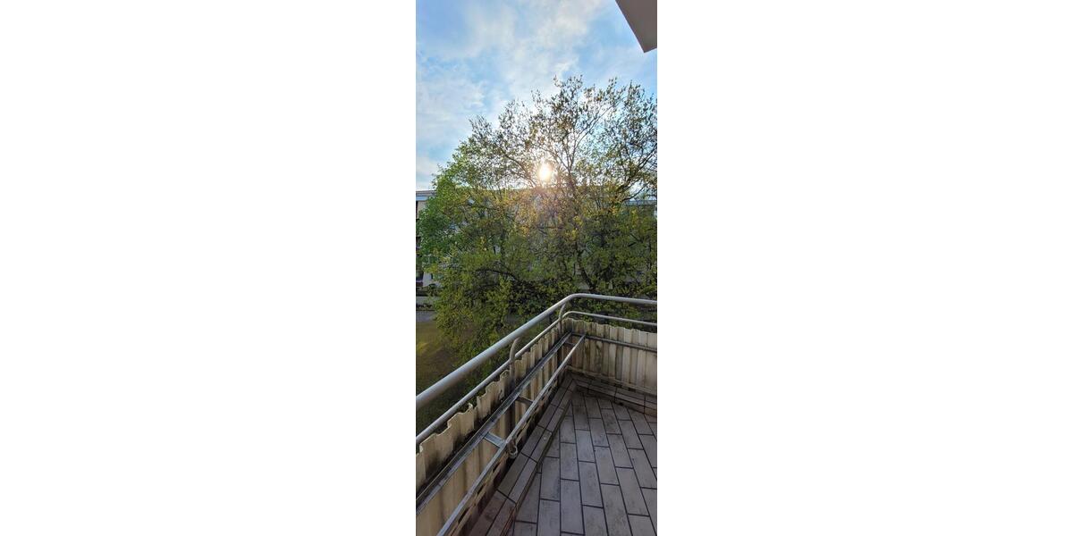 Etagenwohnung Berlin Charlottenburg-Wilmersdorf - 2.5 Zimmer, 70 m&sup2;, 250.000&euro; | Angebot:27036168