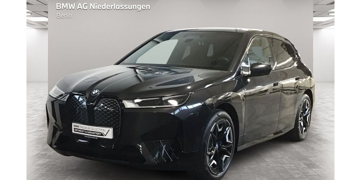 BMW iX 38.860 km 61.400 € Berlin 12683
