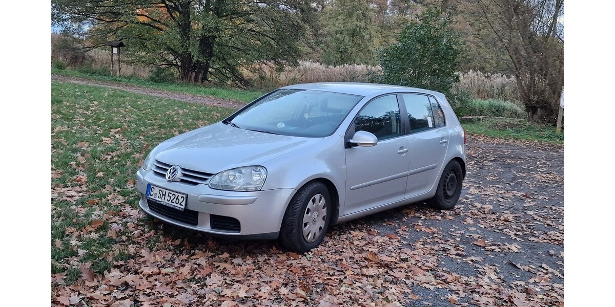 VW Golf V 122.000 km 5.000 &euro; Berlin 10178
