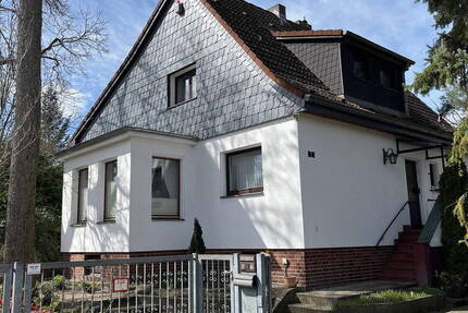 Haus Berlin Buckow - 7 Zimmer, 194 m&sup2;, 785.000&euro; | Angebot:26196811