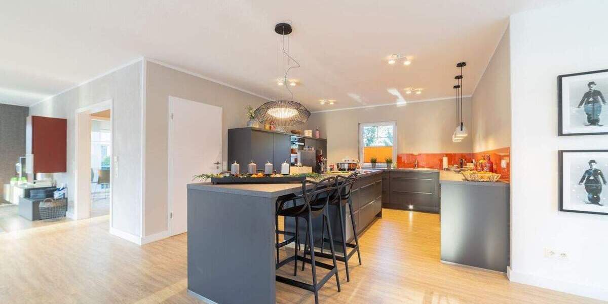 Mehrfamilienhaus, Wohnhaus Berlin-Marzahn-Hellersdorf Marzahn - 8 Zimmer, 239 m&sup2;, 369.839&euro; | Angebot:25304315