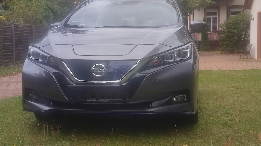 Nissan Leaf 58.000 km 16.100 &euro; Zeuthen 15738