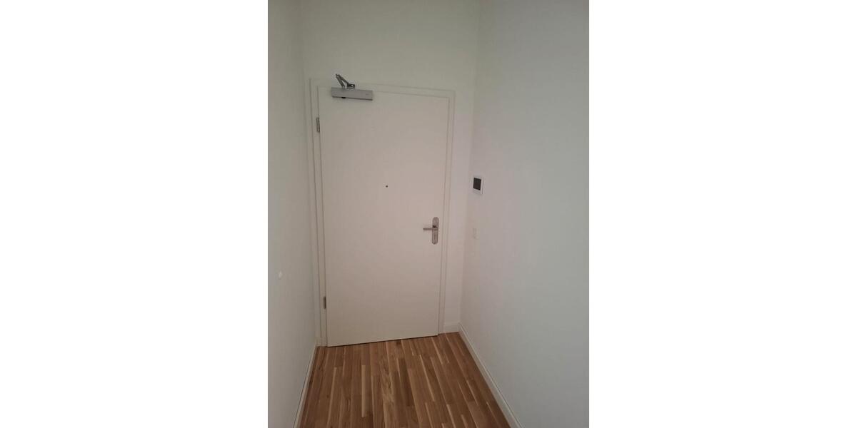 Etagenwohnung Berlin Treptow-Köpenick - 2 Zimmer, 82 m&sup2;, 1.480&euro; | Angebot:27717957