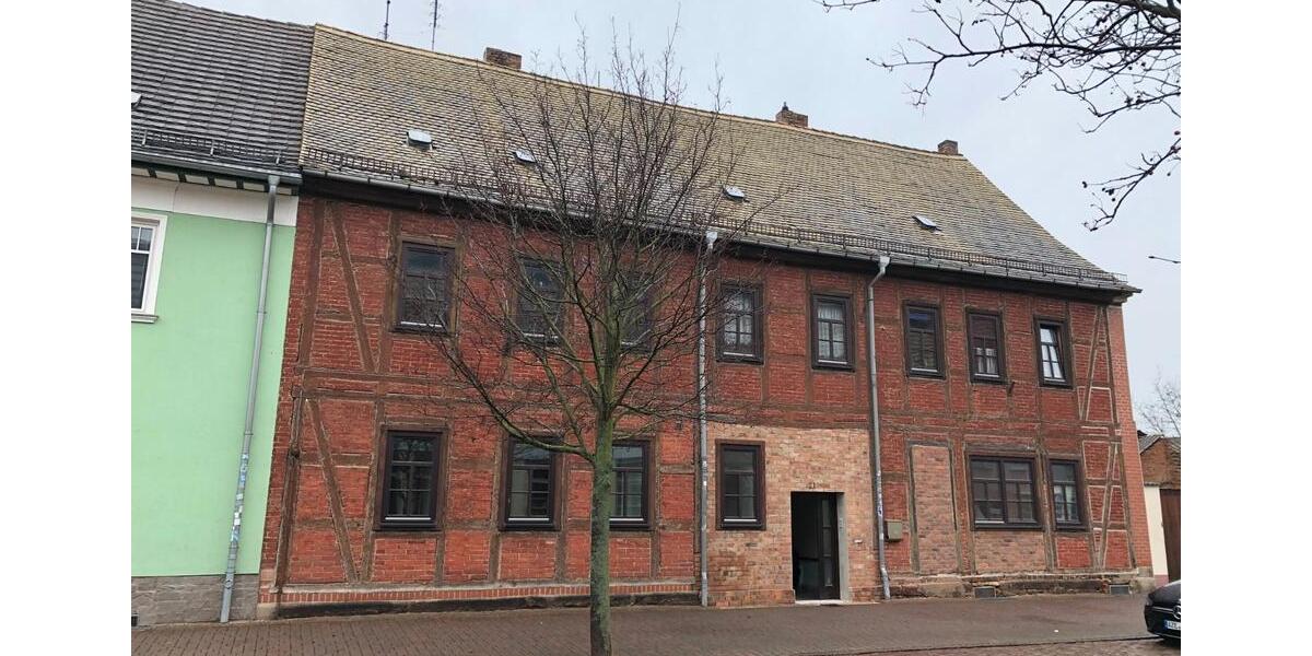 Reihenhaus Berlin Friedrichshain-Kreuzberg - 11 Zimmer, 240 m&sup2;, 175.000&euro; | Angebot:26093681