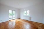 Wohnen im Grünen mit Potenzial: Bezugsfreies Haus mit Garten vor den Toren der Hauptstadt