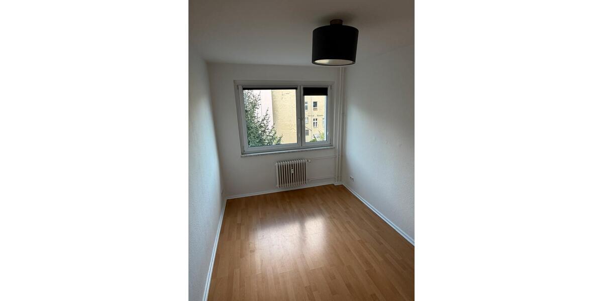 Etagenwohnung Berlin Steglitz-Zehlendorf - 3 Zimmer, 91 m&sup2;, 1.555&euro; | Angebot:26212419