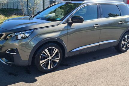 Peugeot 5008 70.500 km 17.999 &euro; Berlin 12489