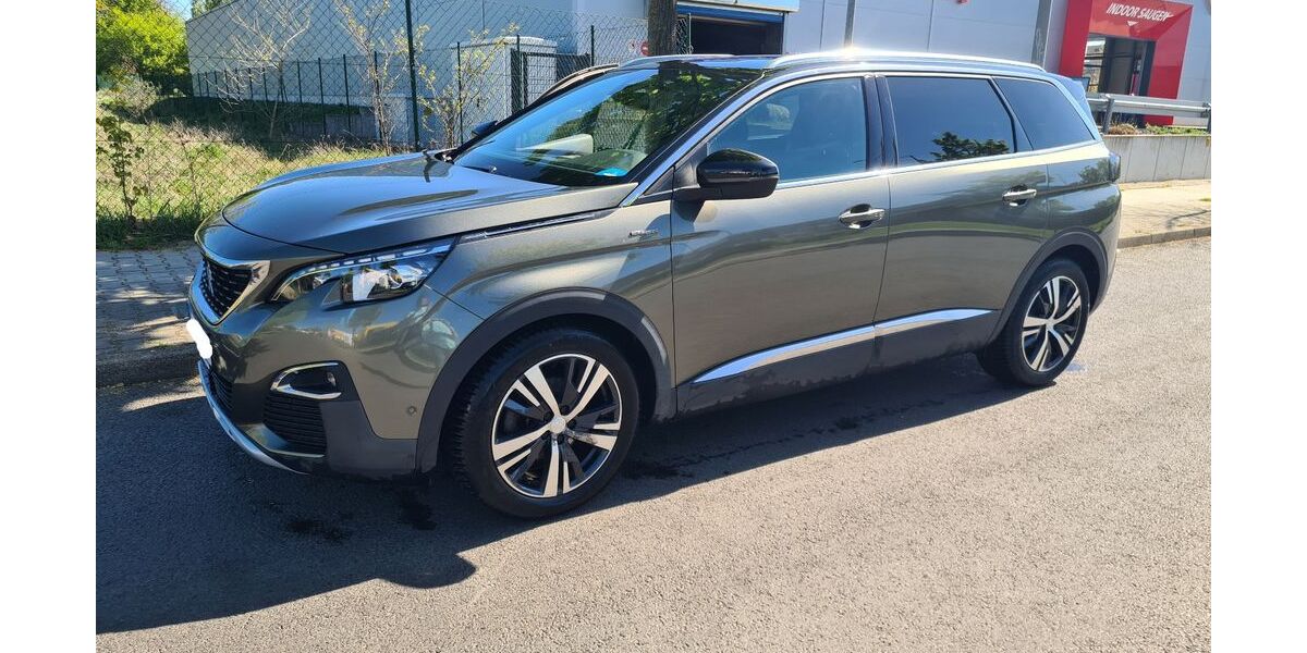 Peugeot 5008 70.500 km 17.999 &euro; Berlin 12489