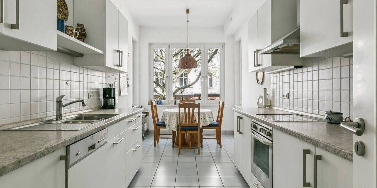 Etagenwohnung Berlin Charlottenburg - 5 Zimmer, 154 m&sup2;, 1.075.000&euro; | Angebot:26738347
