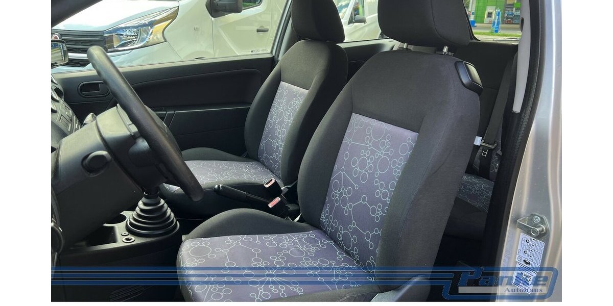 Ford Fiesta Ambiente 1.3*Radio/CD*AUX*Klima* 245.511 km 1.790 &euro; Berlin 13187