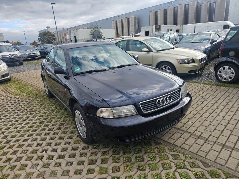 Audi A4 178.393 km 990 € Wildau 15745