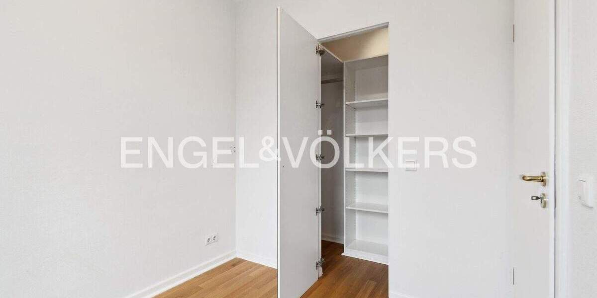 Etagenwohnung Berlin Dahlem - 2 Zimmer, 49 m&sup2;, 375.000&euro; | Angebot:25753808