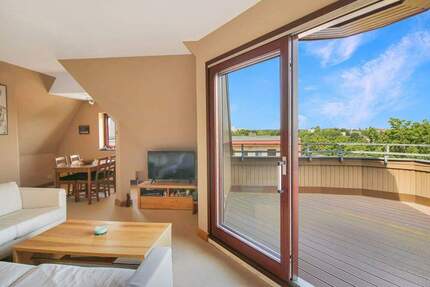 Dachgeschosswohnung mit großer Terrasse in zentraler Lage 3 zimmer