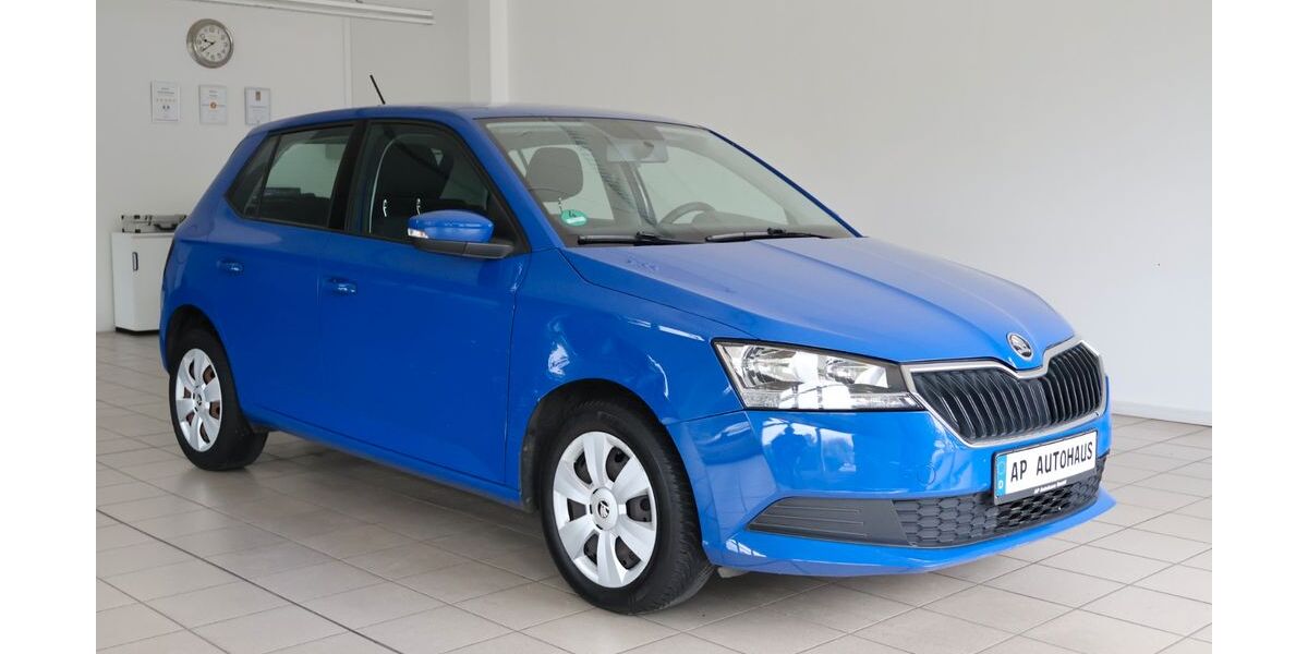 Skoda Fabia 66.494 km 6.490 &euro; Schöneiche bei Berlin 15566