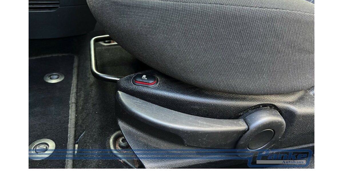 Ford Fiesta Ambiente 1.3*Radio/CD*AUX*Klima* 245.511 km 1.790 &euro; Berlin 13187