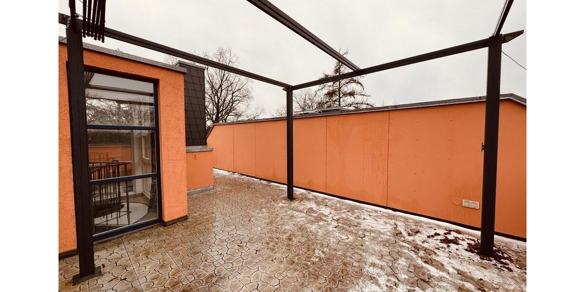 Dachgeschoßwohnung Glienicke/Nordbahn Nordbahn - 3.5 Zimmer, 111 m&sup2;, 1.500&euro; | Angebot:26622452