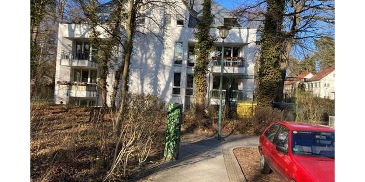 Bezugsfreie 2-Zimmer-Wohnung mit Balkon im Dianapark in Potsdam-Babelsberg nahe Berlin 2 zimmer