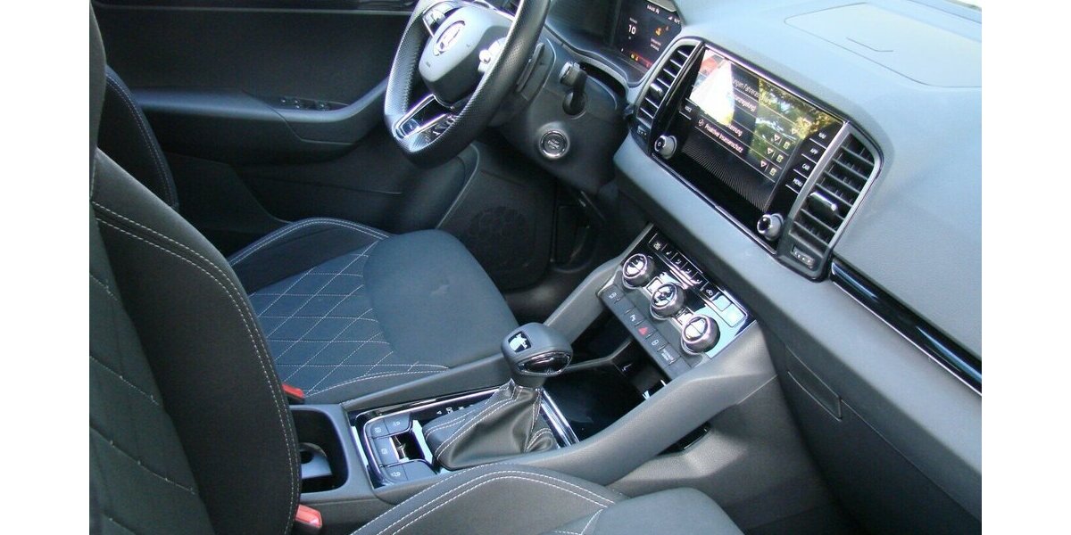 Skoda Karoq 1.5TSi Sportline ACC Navi LED Kamera 33.284 km 28.980 &euro; Falkensee 14612