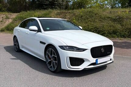 Jaguar XE 89.500 km 27.900 &euro; Berlin 12279
