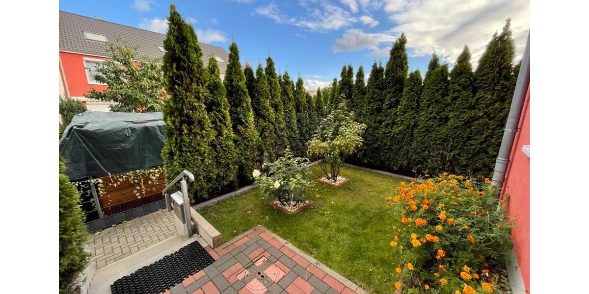 Reihenhaus Berlin Spandau - 5 Zimmer, 142 m&sup2;, 2.700&euro; | Angebot:24382711