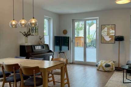 Haus Berlin Treptow-Köpenick - 4 Zimmer, 135 m&sup2;, 2.200&euro; | Angebot:25900092