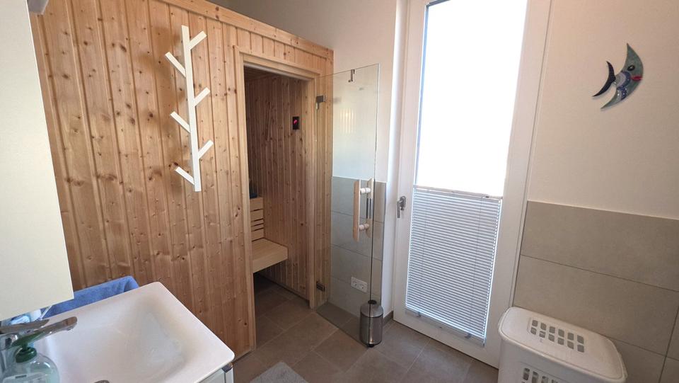 Dachgeschoßwohnung Berlin Reinickendorf - 3 Zimmer, 93 m&sup2;, 2.418&euro; | Angebot:25805999