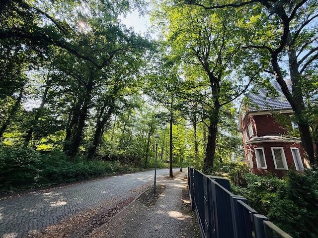 Bungalow Berlin Dahlem - 8 Zimmer, 210 m&sup2;, 2.400.000&euro; | Angebot:23964246