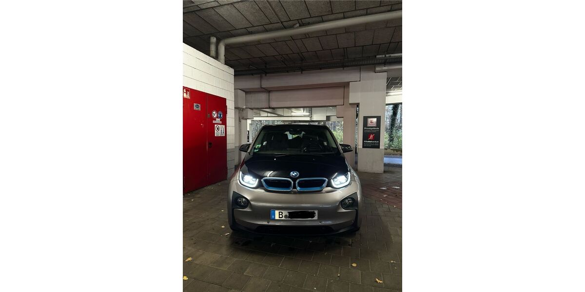 BMW i3 105.000 km 11.000 € Berlin 12045