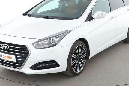Hyundai i40 79.631 km 15.460 € Berlin 14059