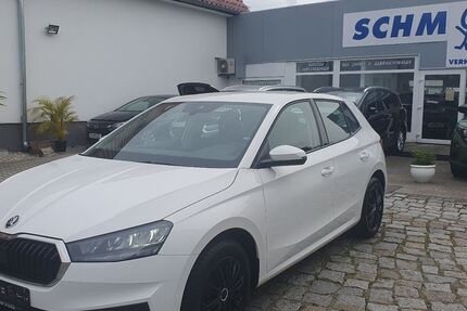 Skoda Fabia 63.800 km 11.990 &euro; Potsdam 14469